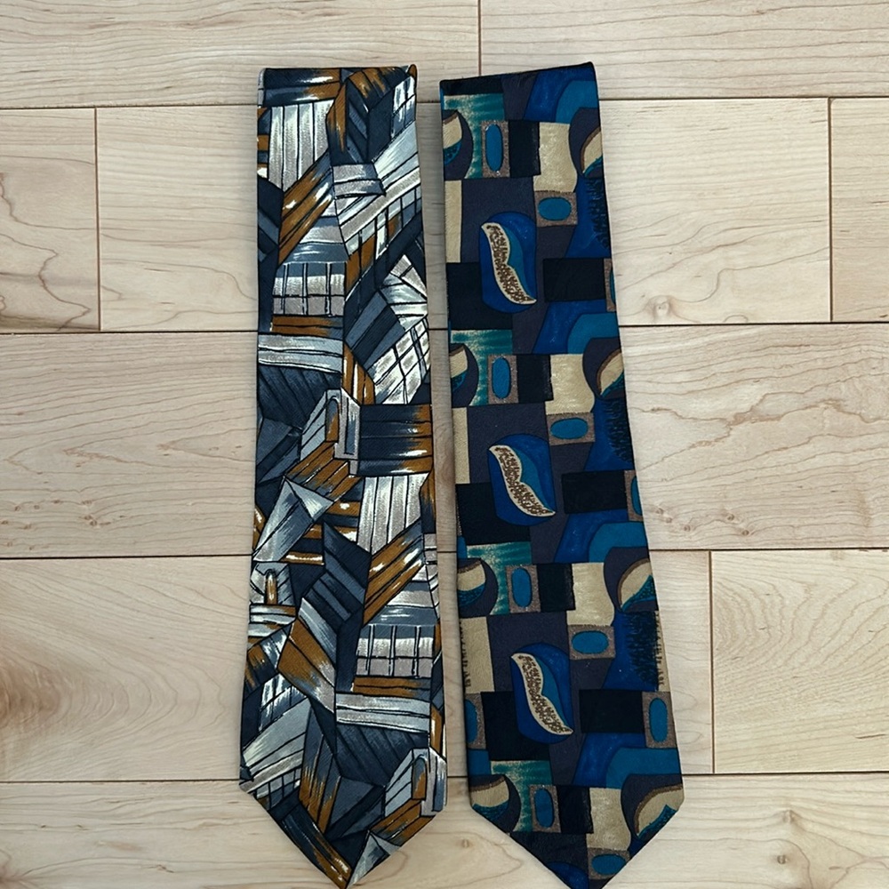 2 Neckties Metropolitan Museum of Art 100% imported silk